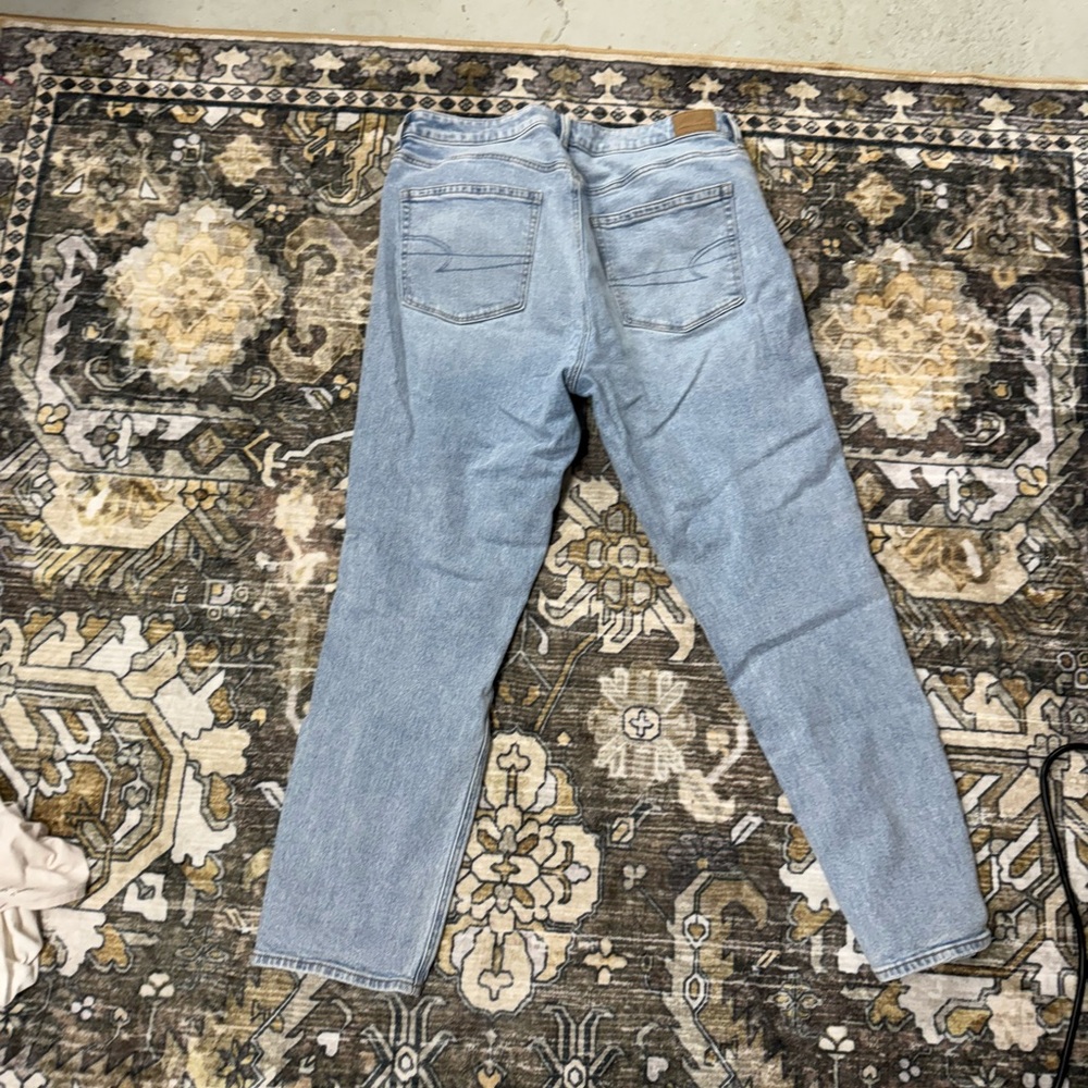 AE mom jeans size 14 - Picture 2 of 2